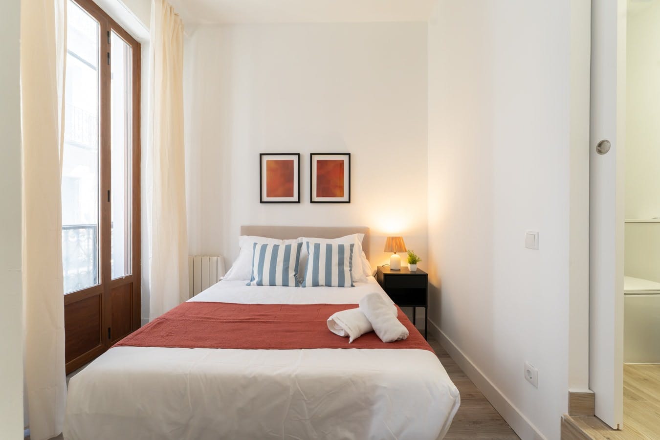Mieszkanie do wynajęcia za 744 € miesięcznie w mieście Madrid, Calle de los Jardines