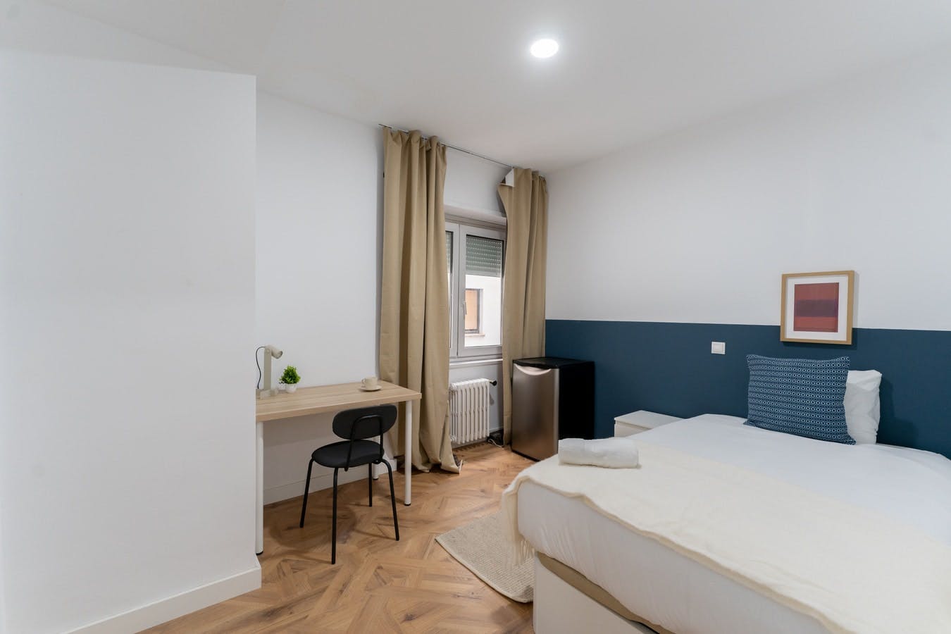 Wohnung zu mieten für 837 € pro Monat in Madrid, Paseo de la Castellana