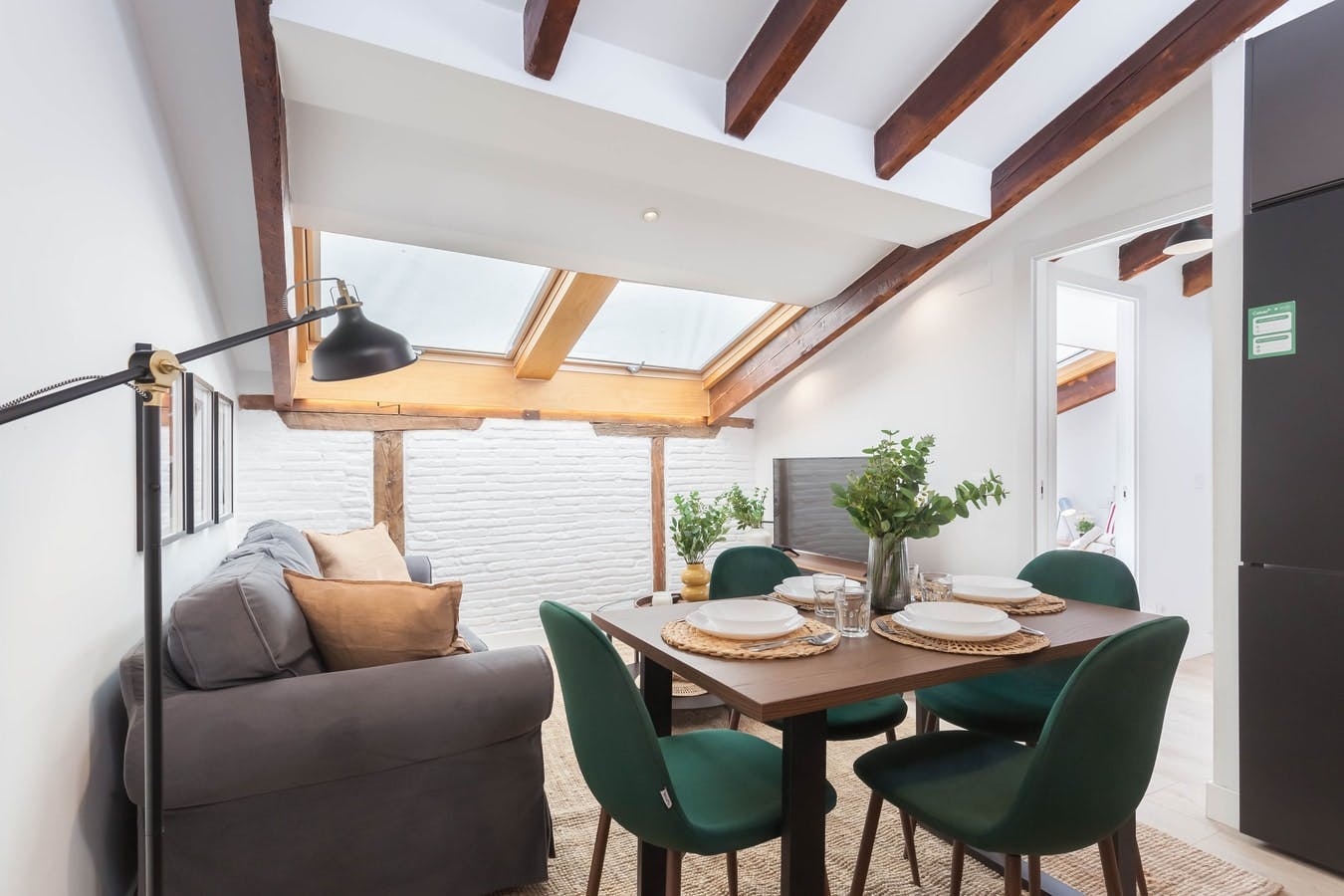 Apartament de închiriat pentru 1.033 EUR pe lună în Madrid, Avenida de la Ciudad de Barcelona