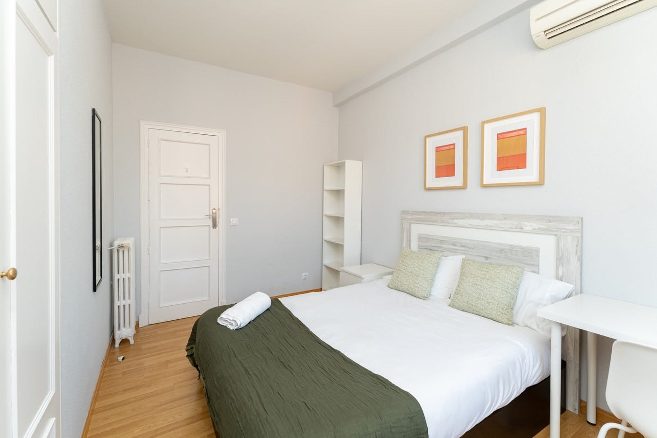 Calle de Evaristo San Miguel, Madrid preview