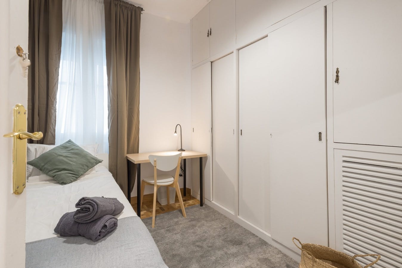 Wohnung zu mieten für 713 € pro Monat in Madrid, Calle de Ayala
