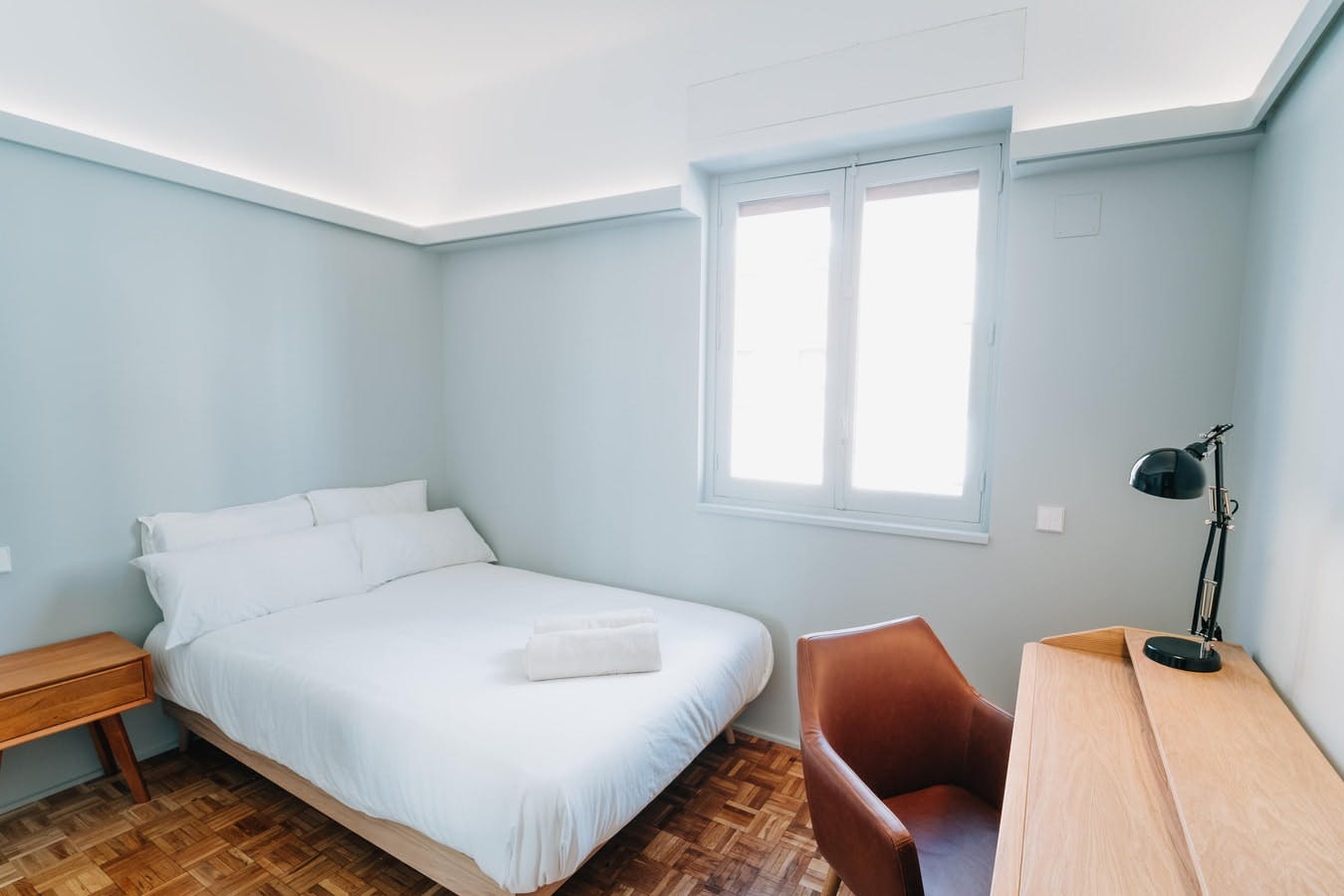 Calle de Oudrid, Madrid preview