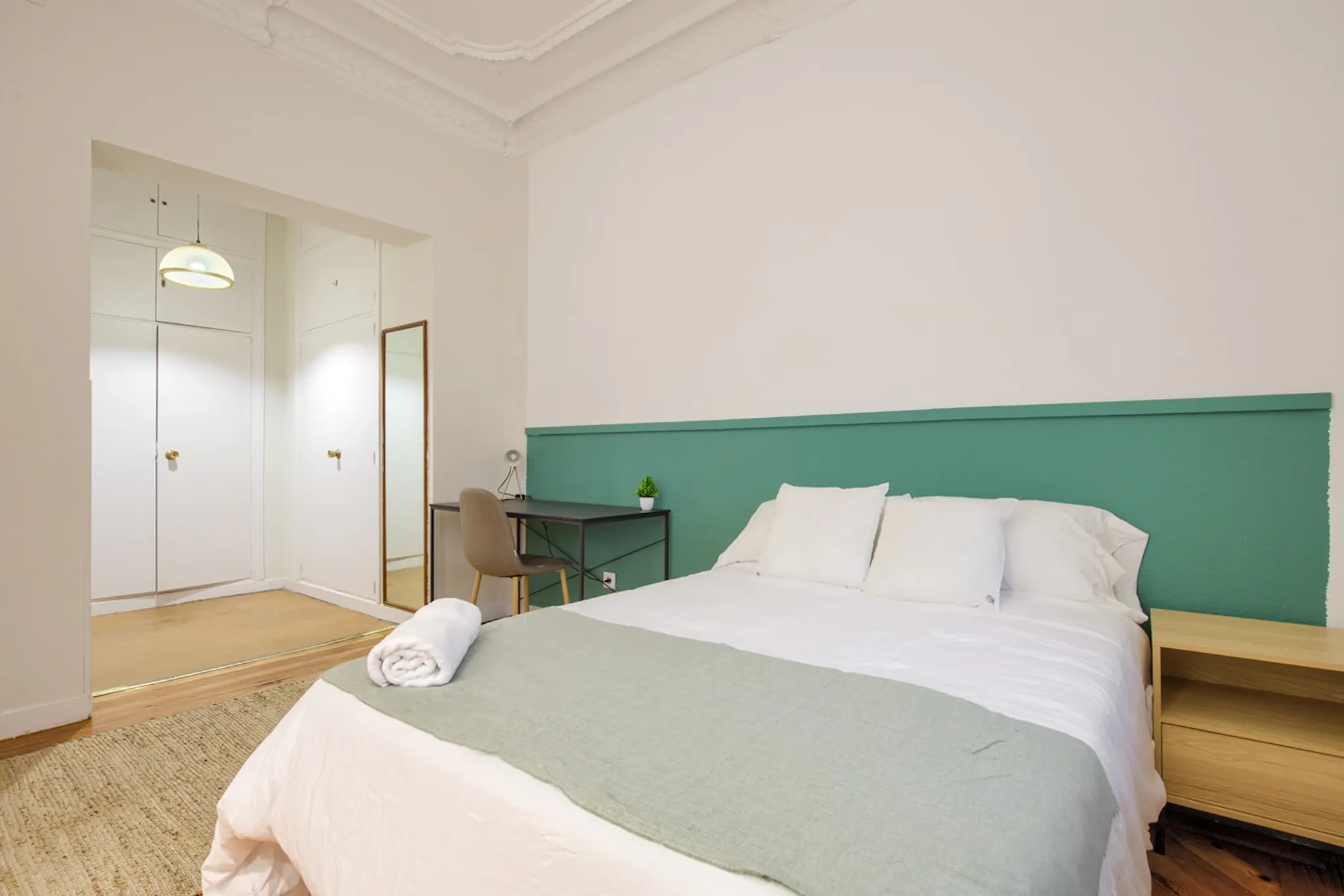 Calle de Alberto Aguilera, Madrid preview