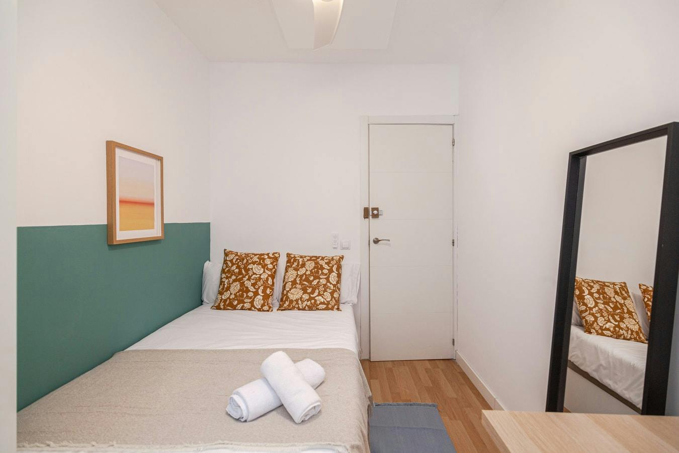 Calle de Cedaceros, Madrid preview