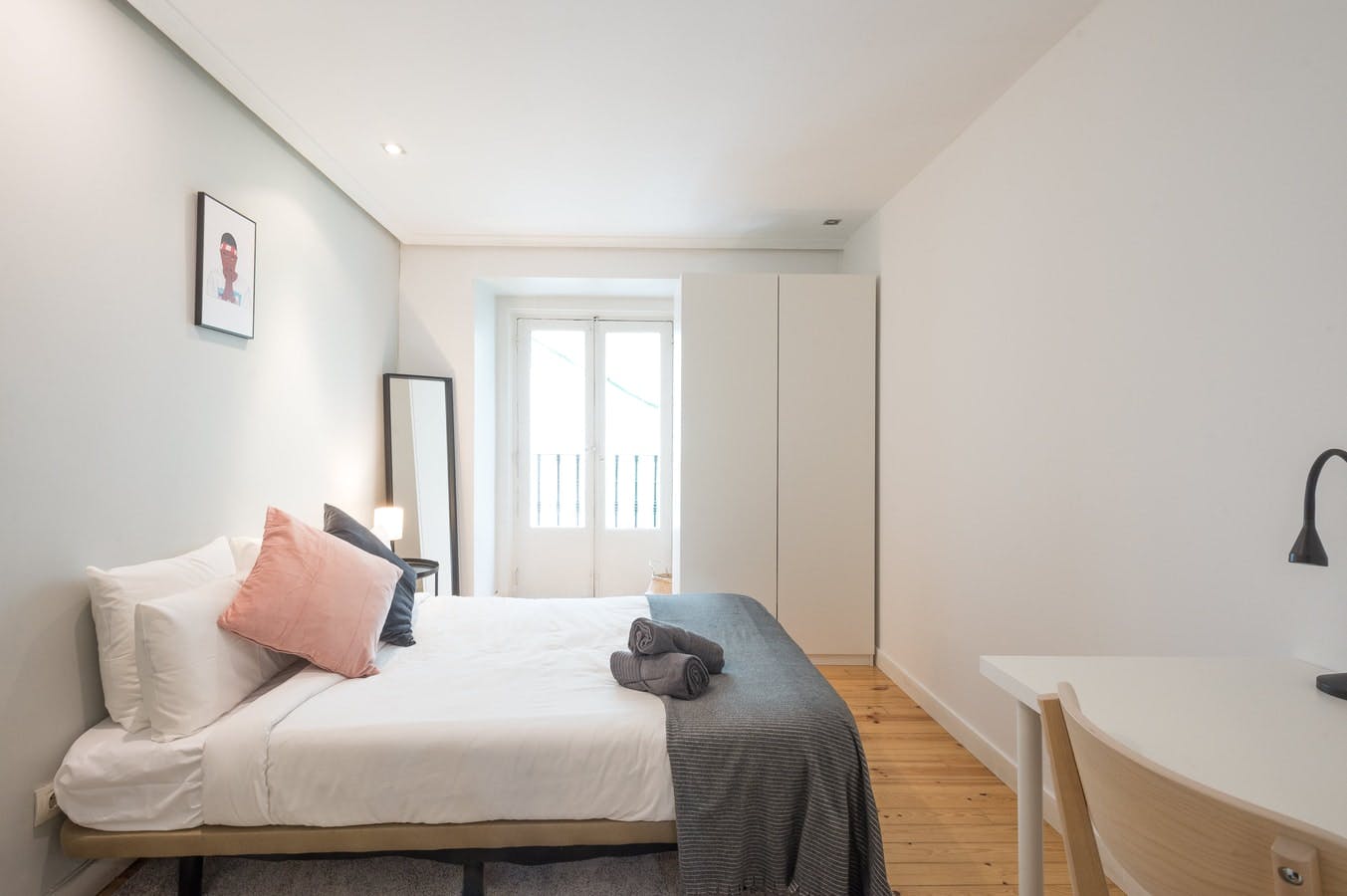 Calle de Arrieta, Madrid preview