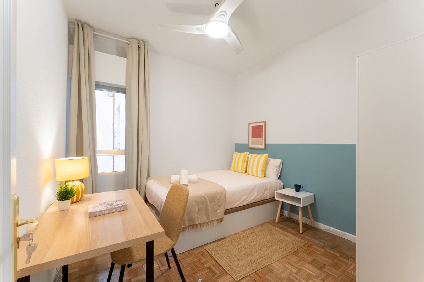 Apartment for rent for €775 per month in Madrid, Avenida de la Ciudad de Barcelona