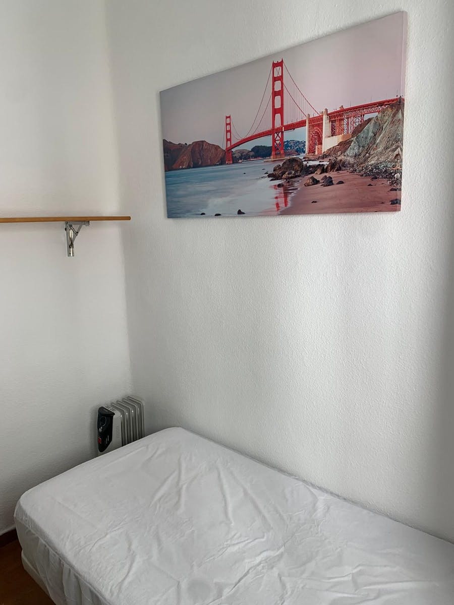 Appartamento in affitto a 527 € al mese a Madrid, Calle de Fernández de los Ríos