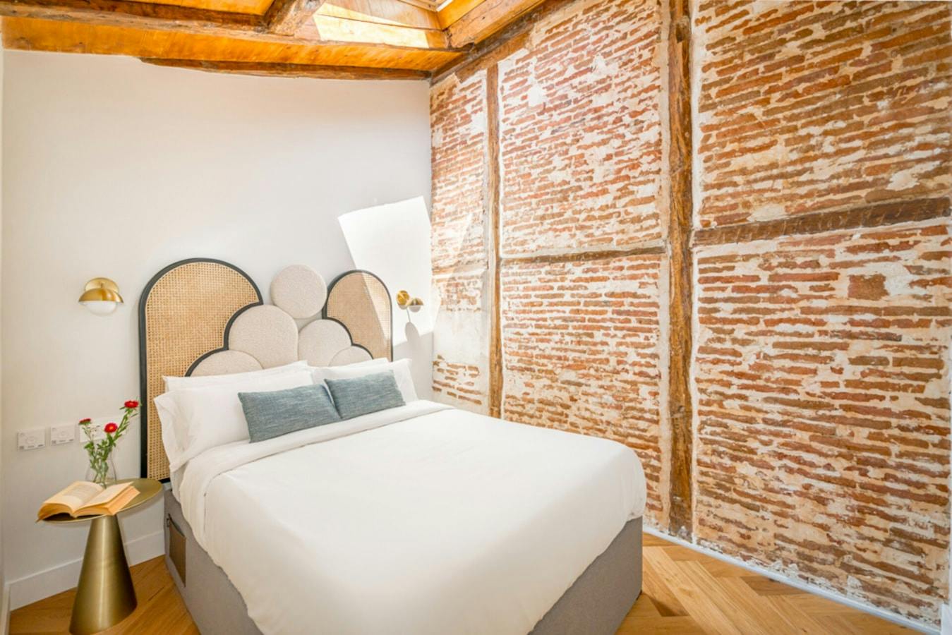 Calle del Amparo, Madrid preview