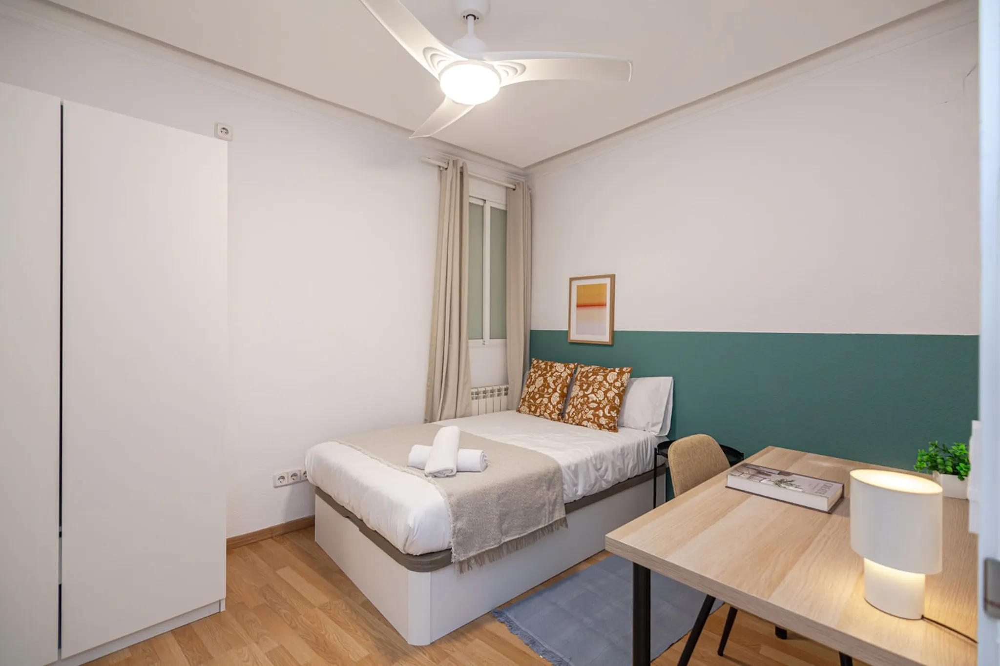 Calle de Cedaceros, Madrid preview