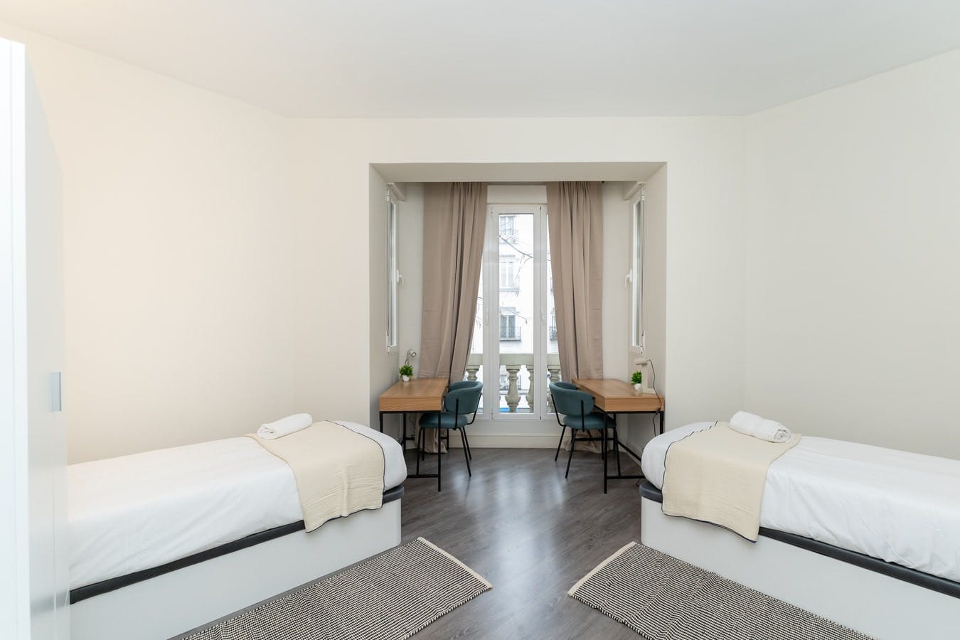 Calle de Blasco de Garay, Madrid preview