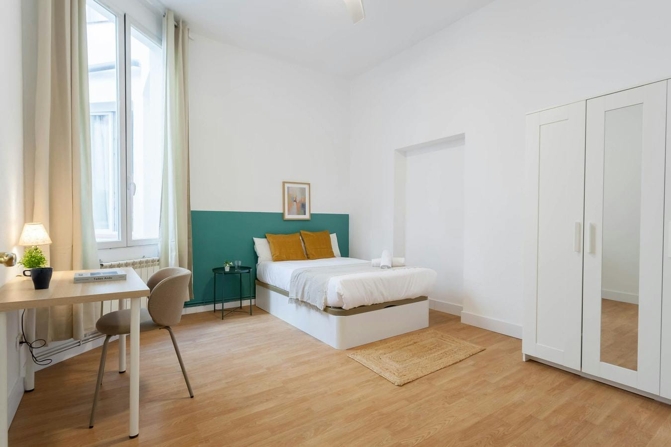Calle de Fuencarral, Madrid preview