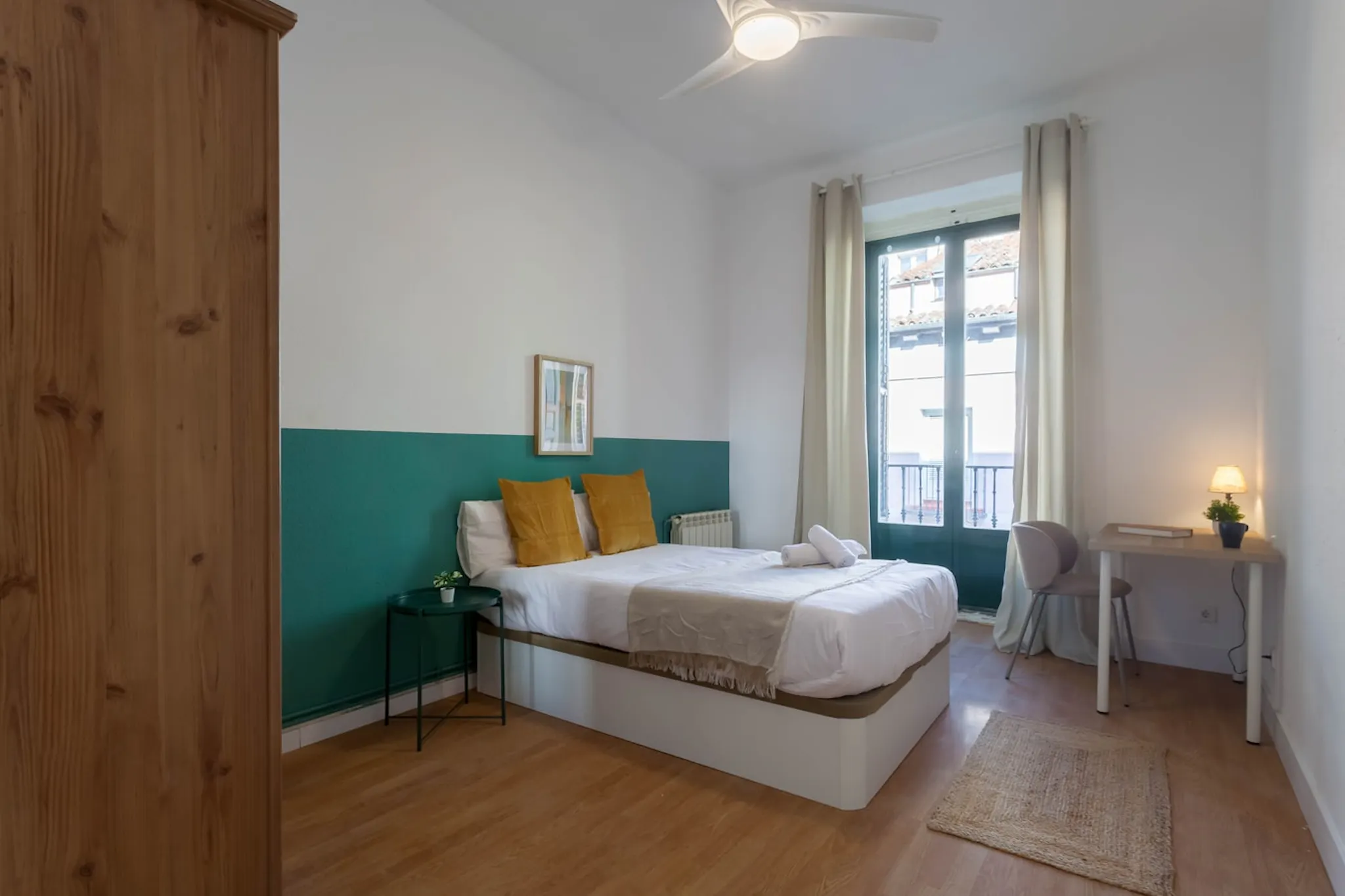 Calle de Fuencarral, Madrid preview
