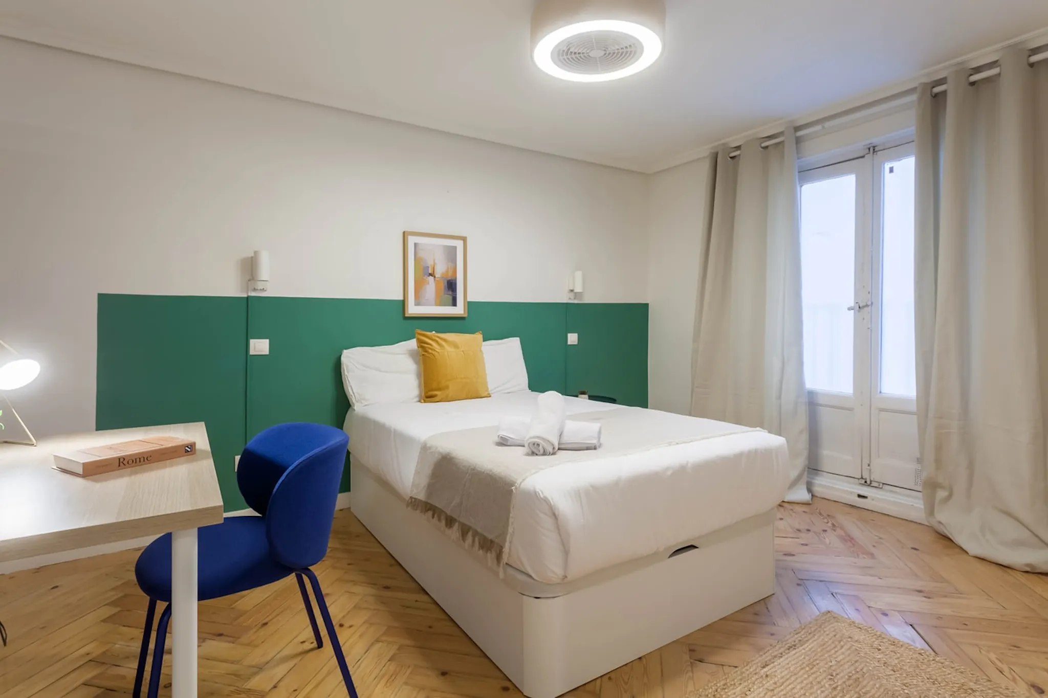 Calle de Arrieta, Madrid preview