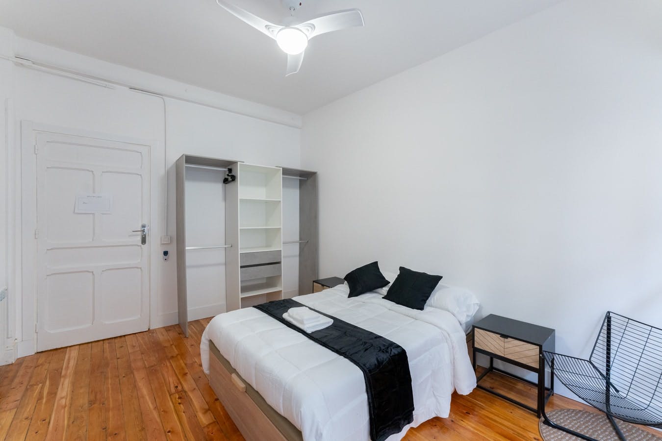 Calle de la Victoria, Madrid preview