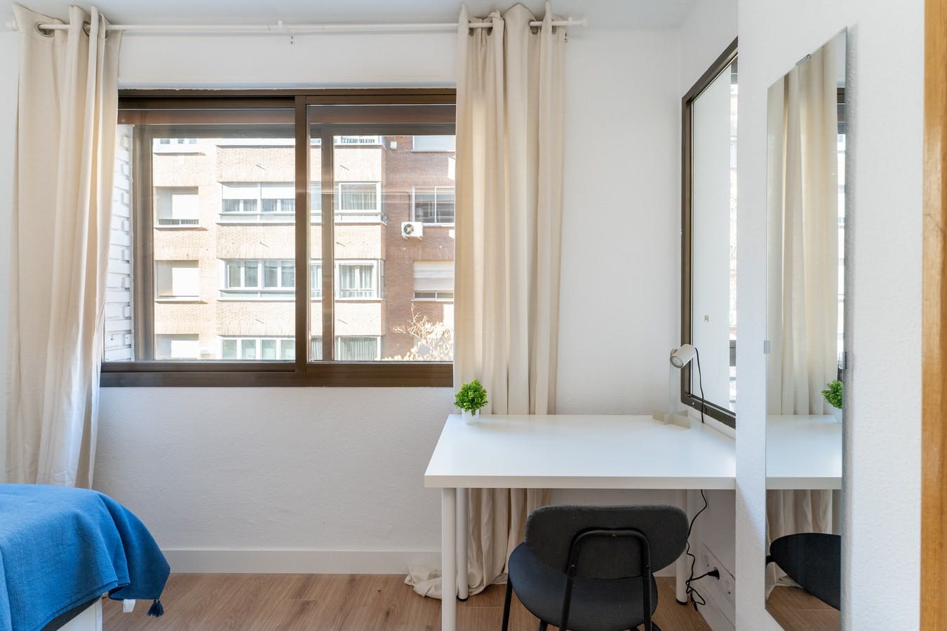 Apartamento para alugar por € 713 por mês em Madrid, Calle de la Arquitectura