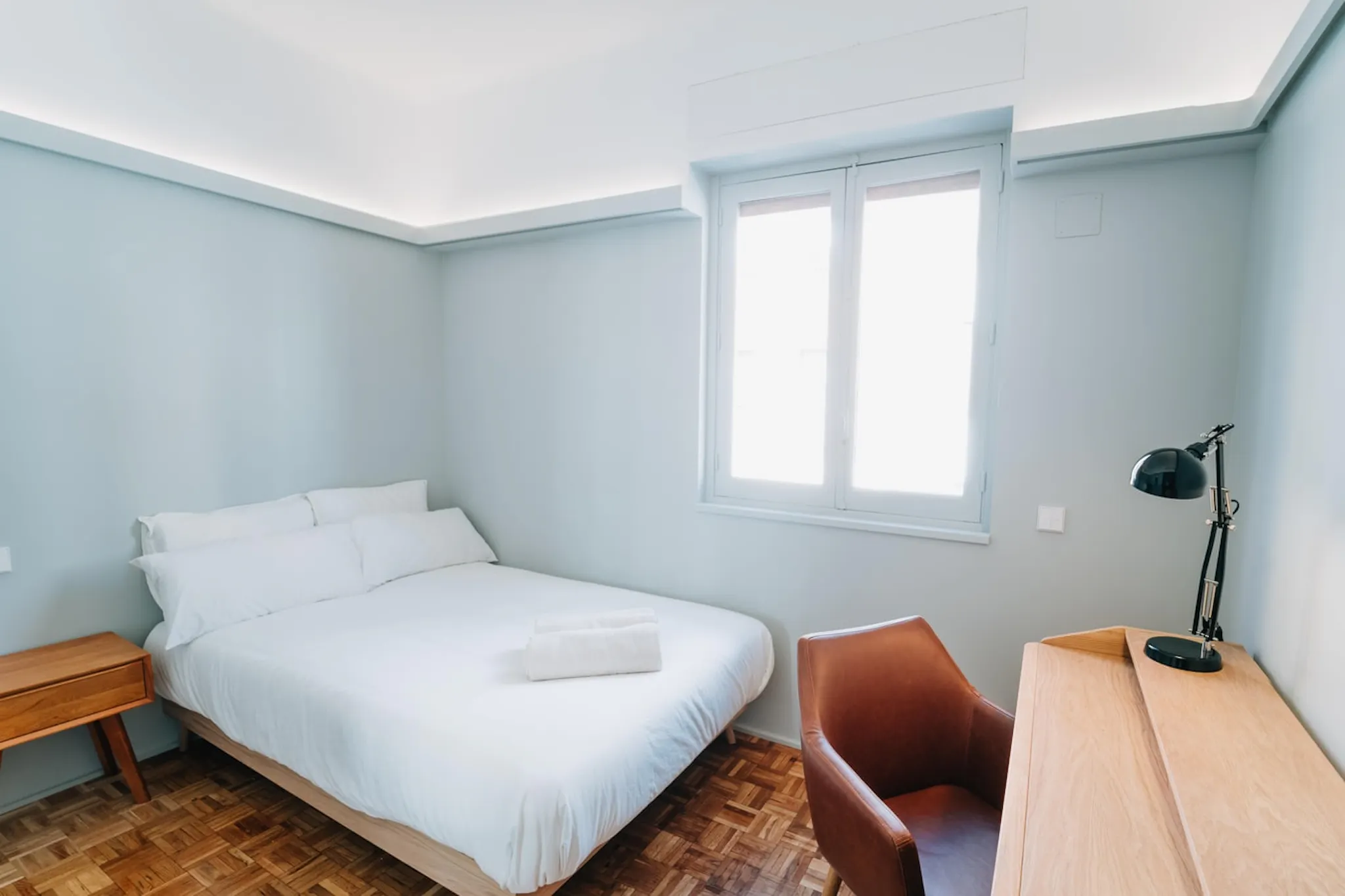 Calle de Oudrid, Madrid preview
