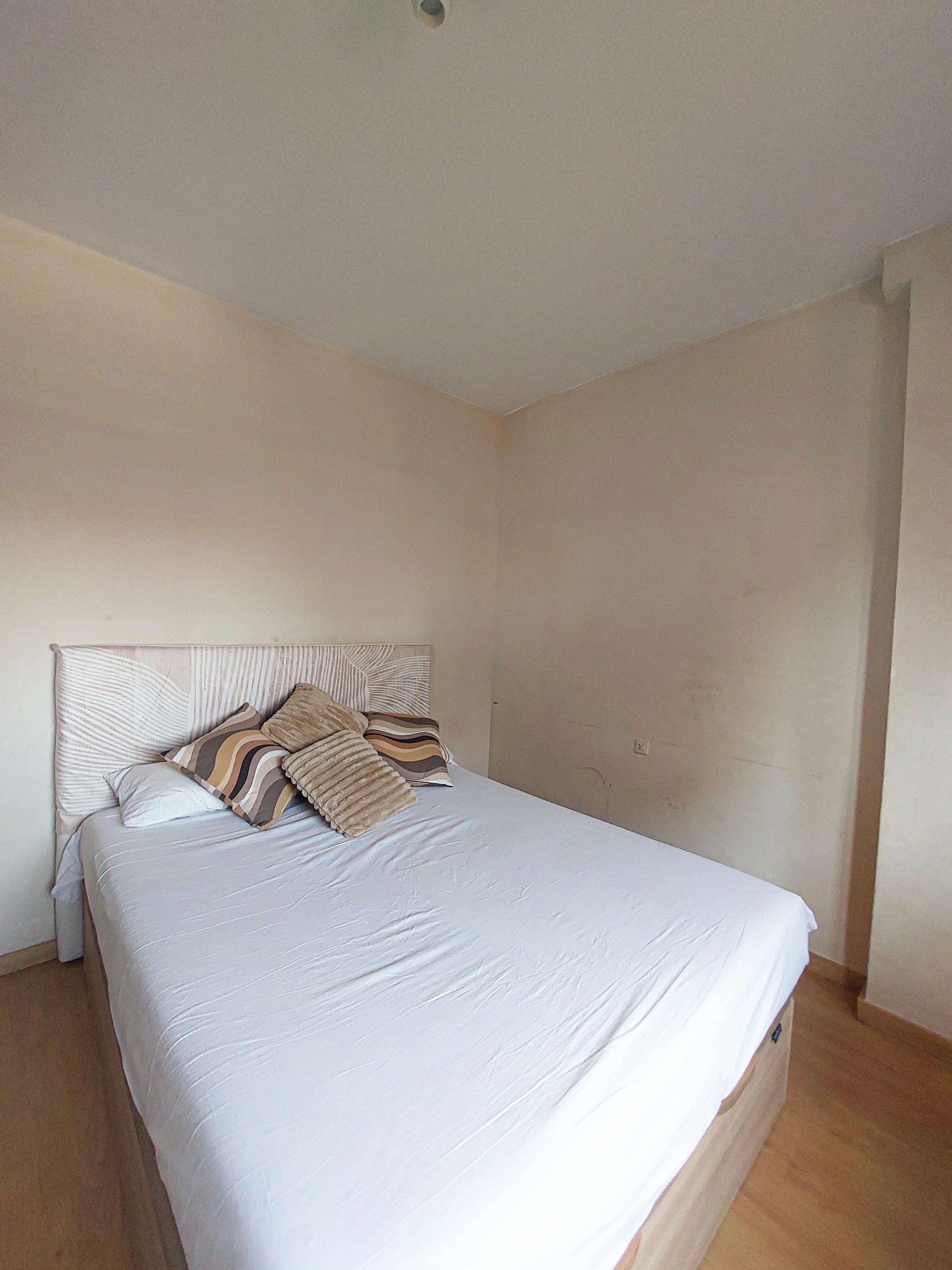 Private room in Carrer de la Llacuna, Barcelona (1724115) ROOM