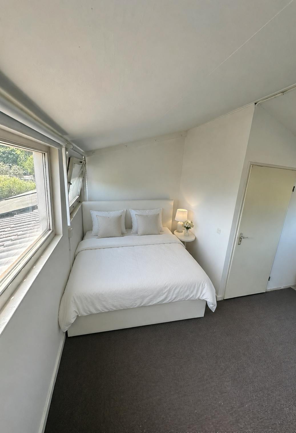 Maison à louer pour 1 200 €/mois à Amsterdam, Benno Stokvisstraat