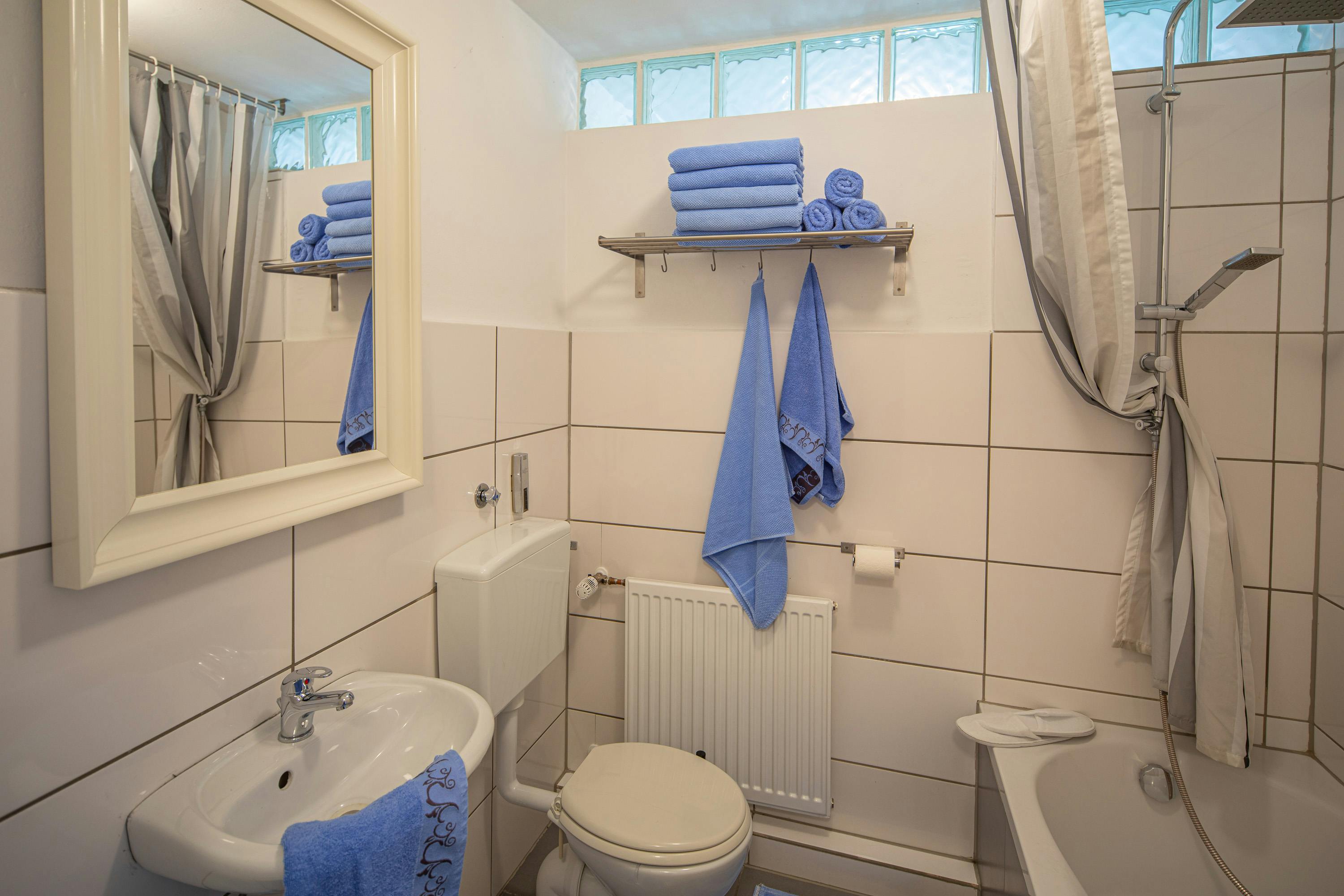 1-Bedroom Apartment in Asperger Straße, Stuttgart (1724143) ROOM 2