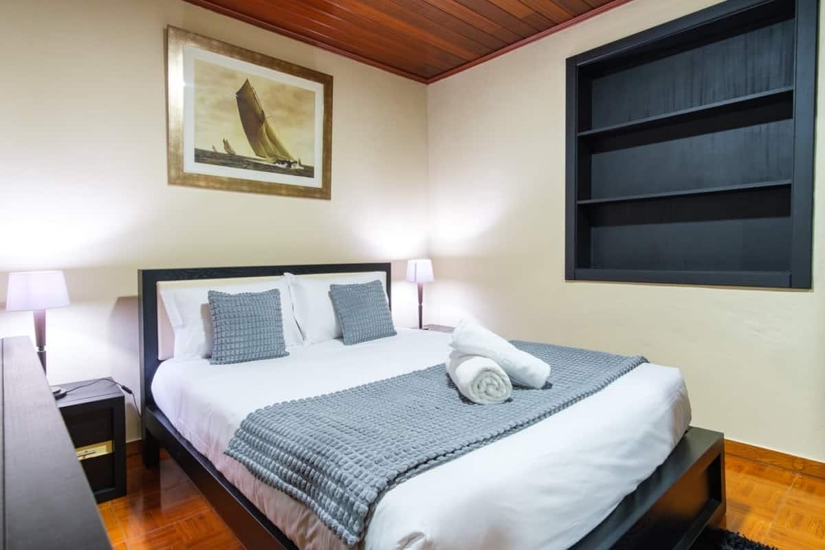 Apartment for rent for €10 per month in Fiães, Rua Ribeira Brava
