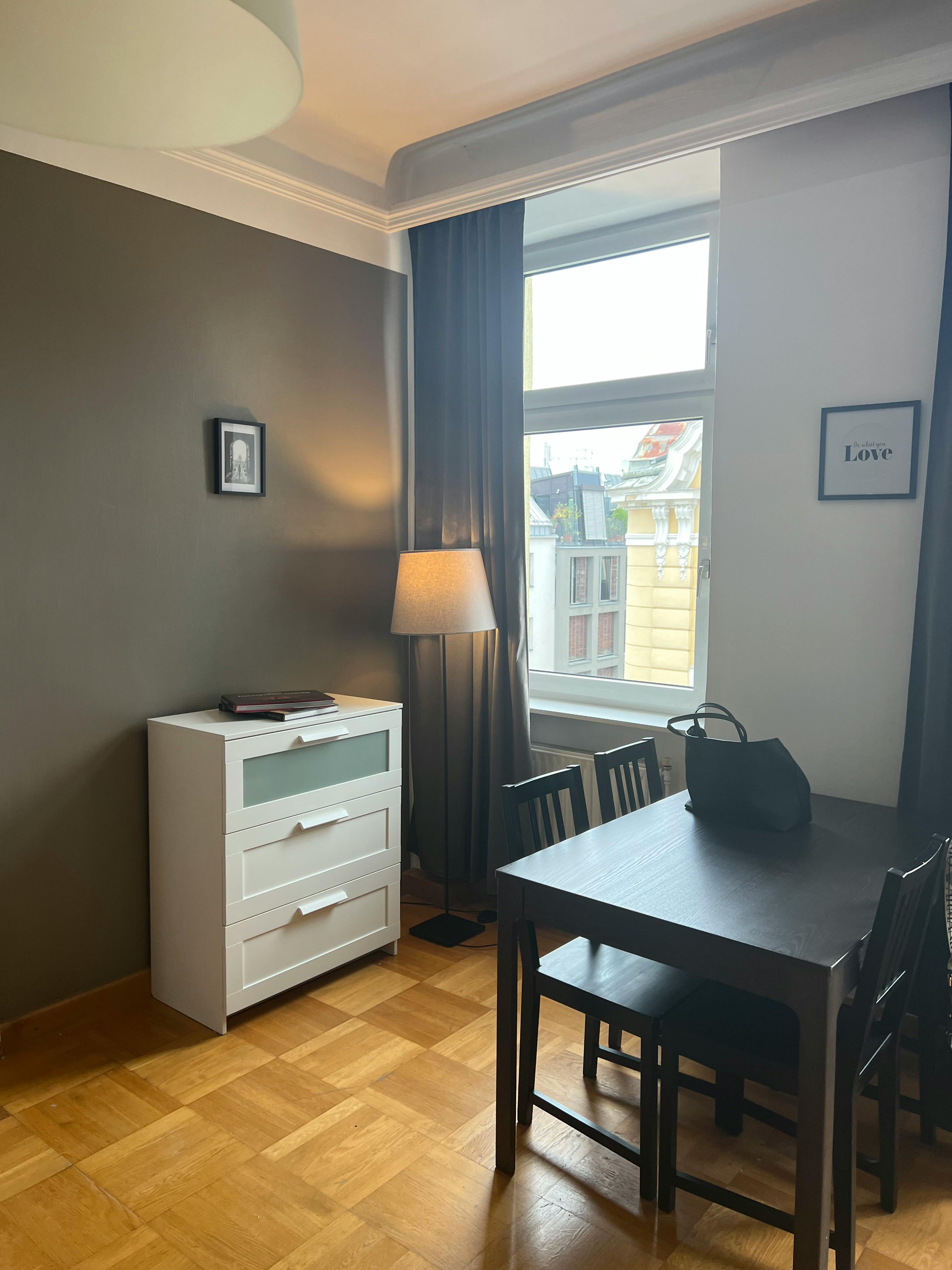 1-Bedroom Apartment in Rotenmühlgasse, Vienna (1724151) ROOM 1