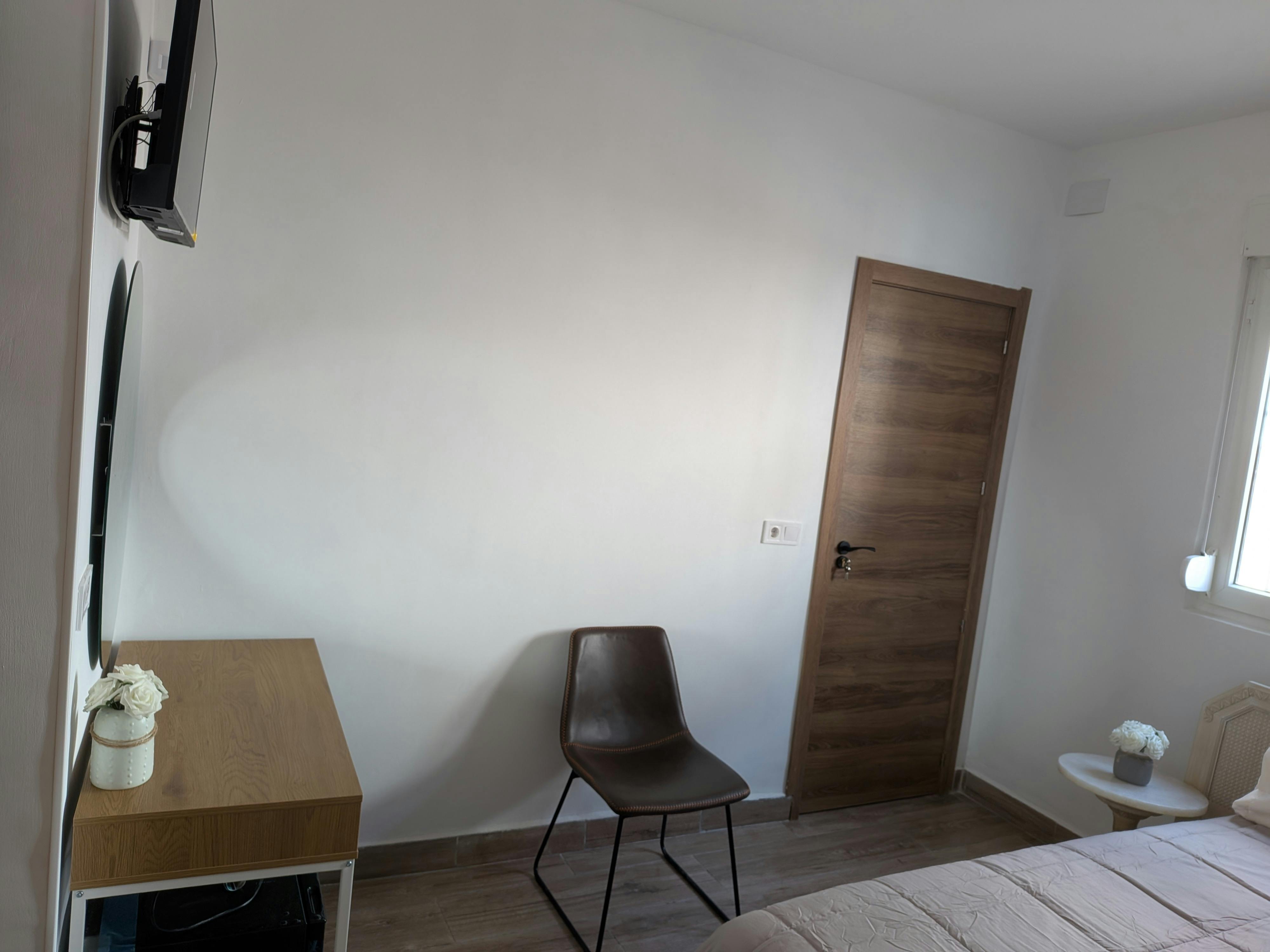 Private room in Calle Pacheco Maldonado, Málaga (1724152) room image 1