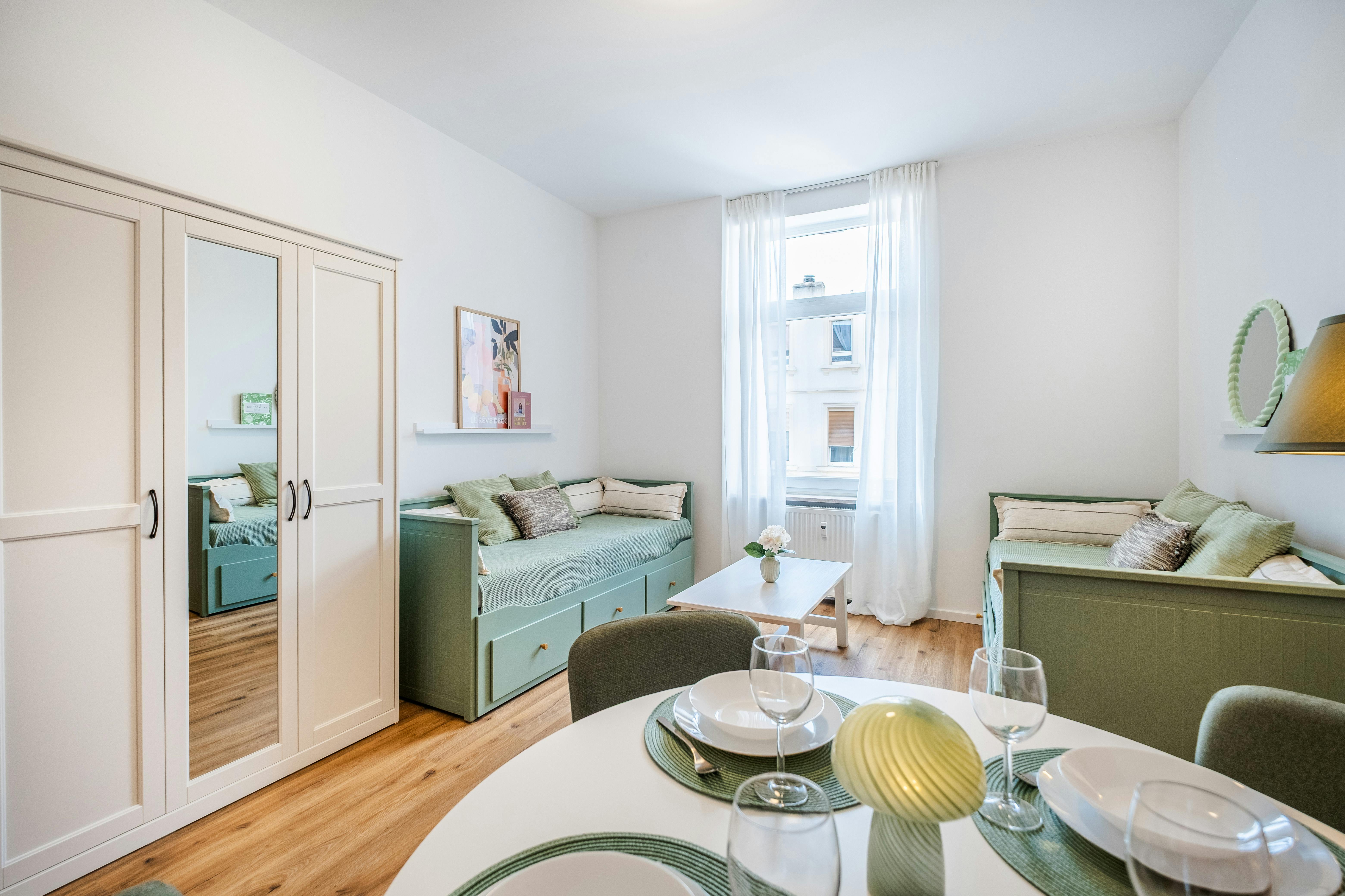 2-Bedroom Apartment in Mittelseestraße, Offenbach (1724189) ROOM 1