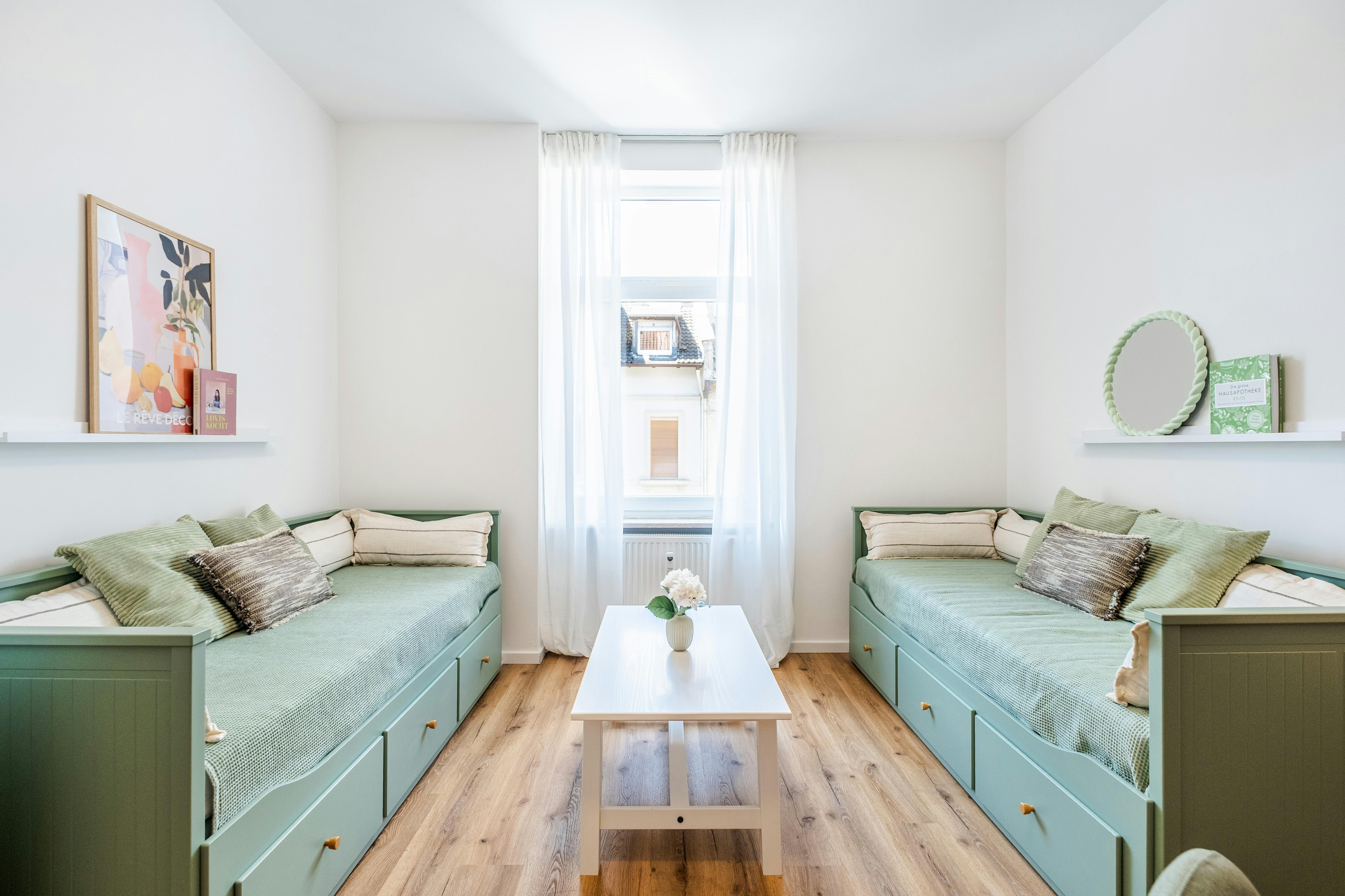 2-Bedroom Apartment in Mittelseestraße, Offenbach (1724189) ROOM
