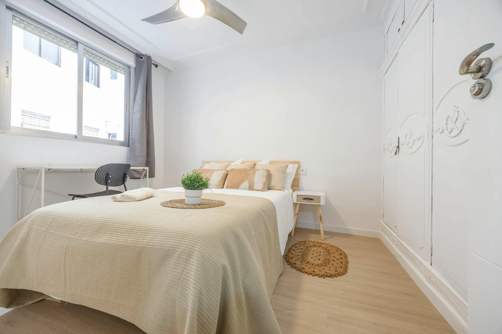 Carrer del Doctor Vicent Zaragoza, Valencia preview