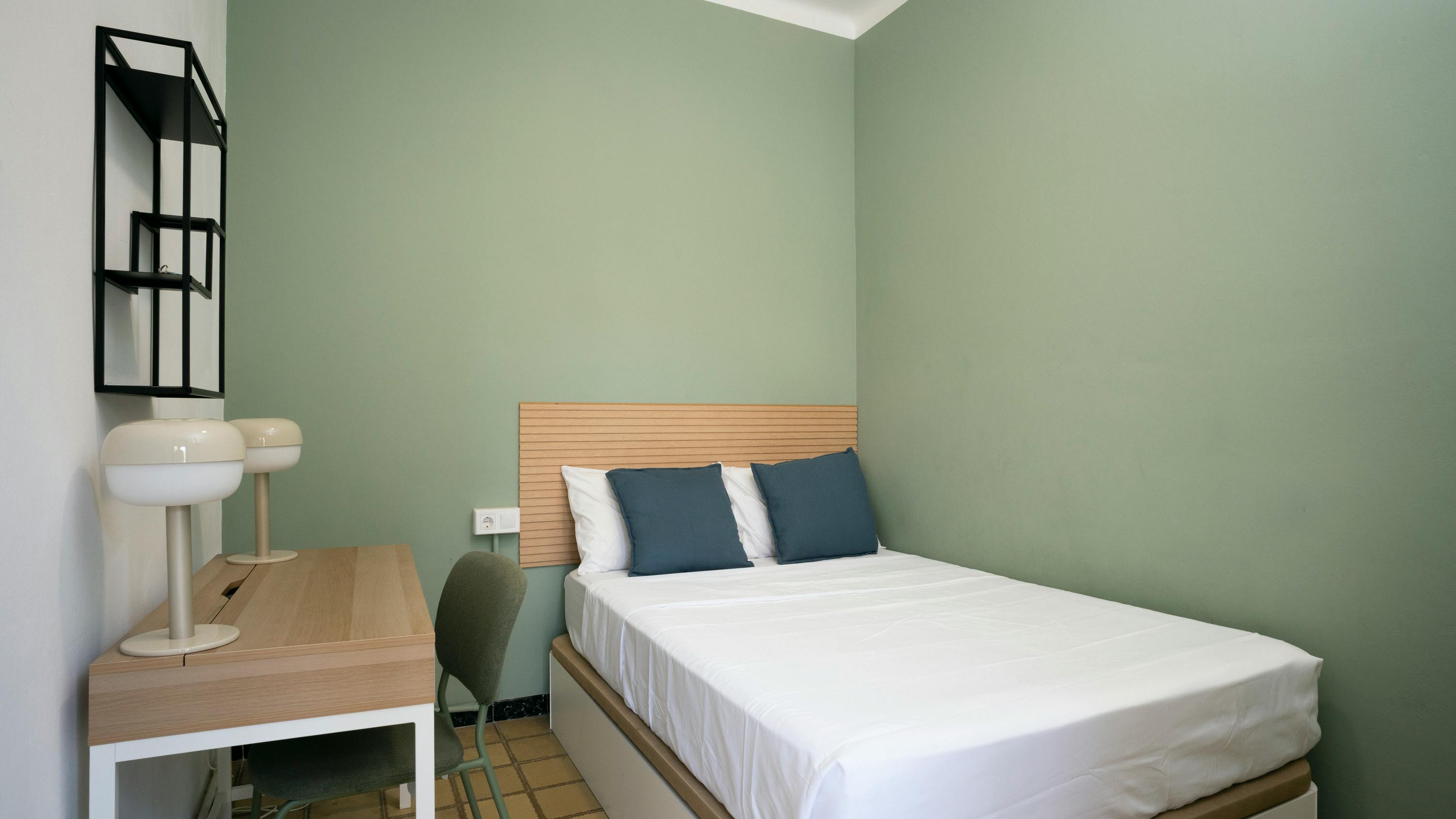 4-Bedroom Apartment in Carrer de Lepant, Barcelona (1724241) ROOM 1