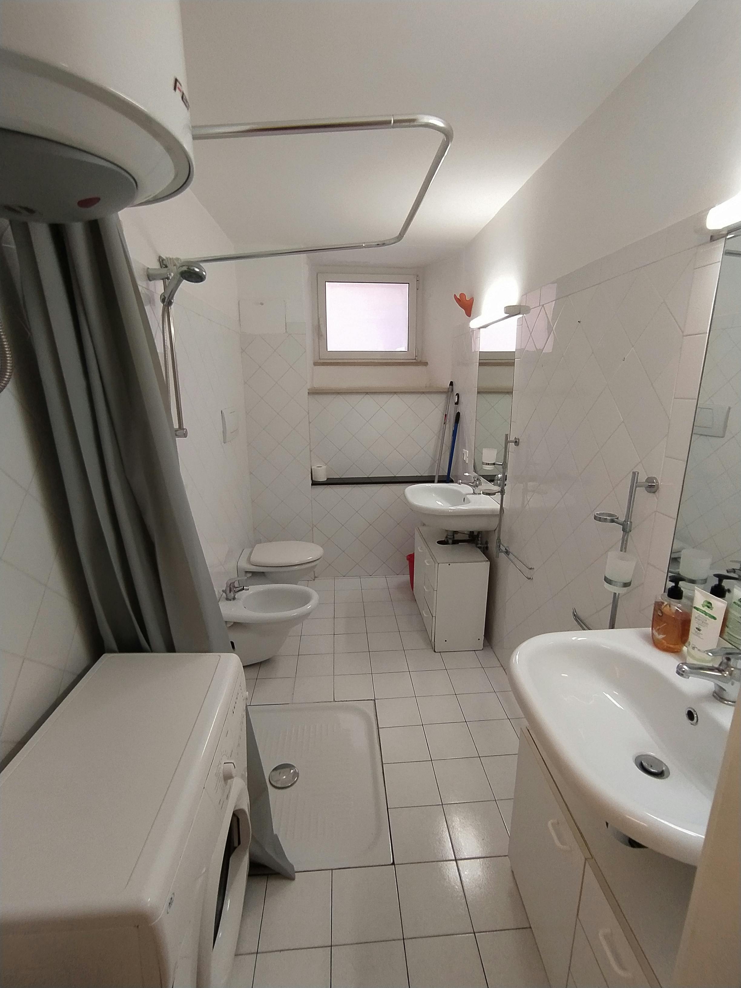 1-Bedroom Apartment in Via Paolo Maria Martinez, Rome (1724255) COMMON_AREA 2