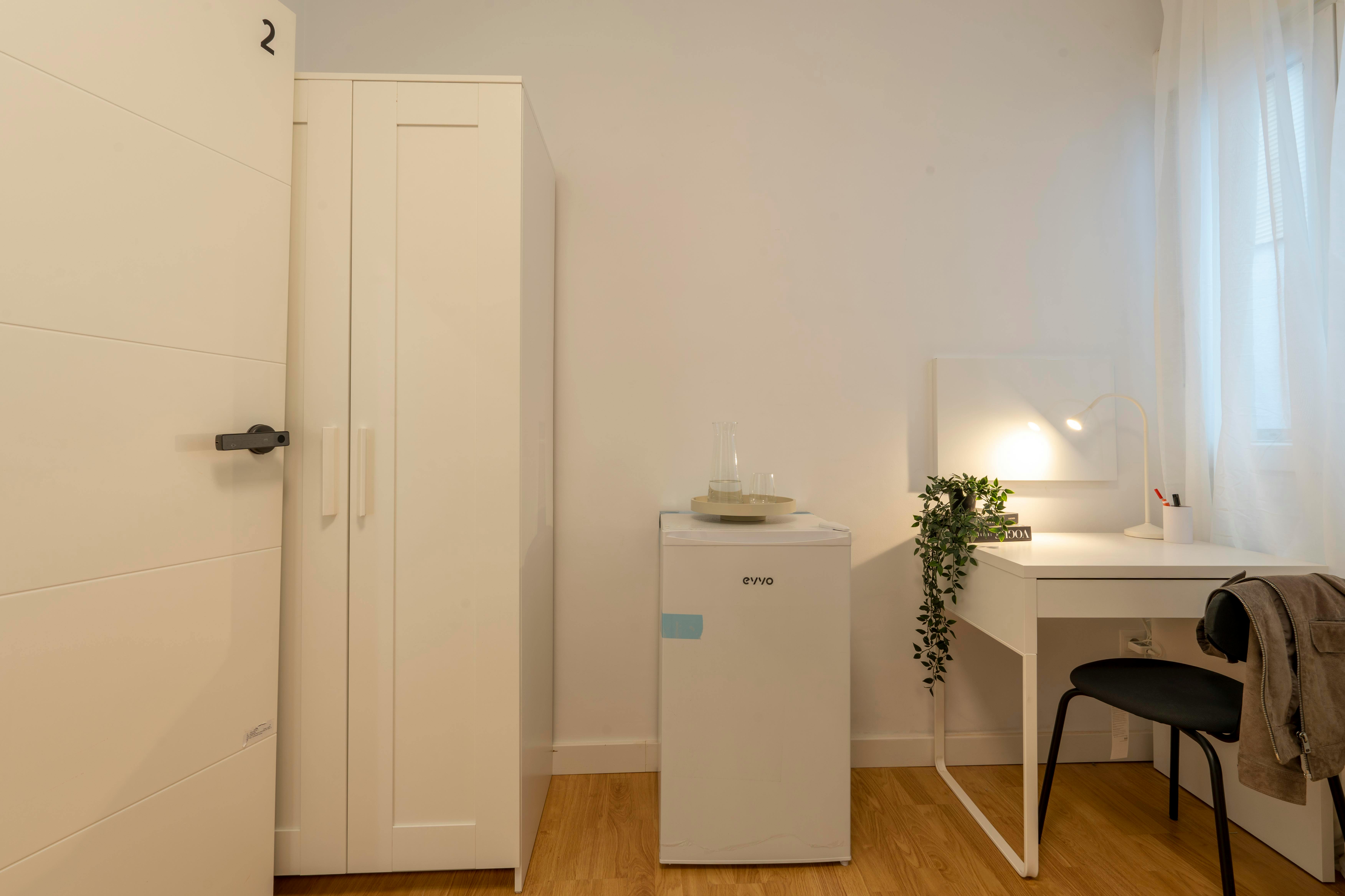 Private room in Calle de Santa Engracia, Madrid (1724258) room image 2