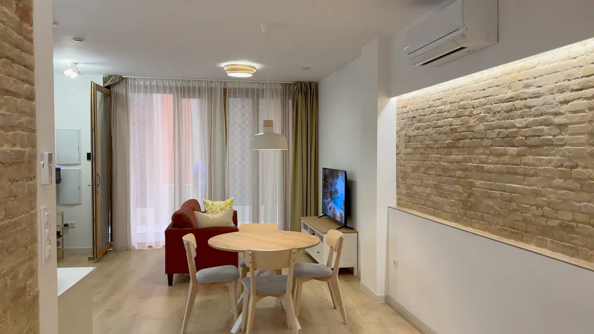 1-Bedroom Apartment in Carrer del Bany dels Pavesos, Valencia (1724298) ROOM