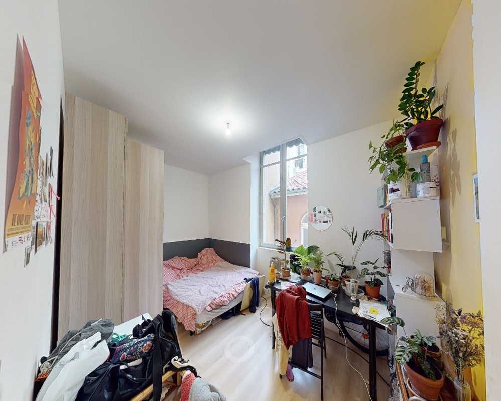 Private room in Place Voltaire, Lyon (1724299) room image 2