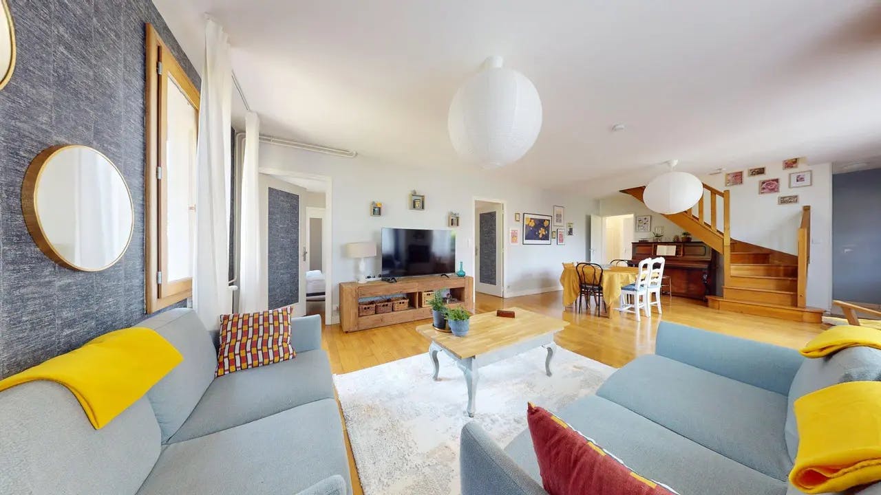 Rue Jean Perrin, Lyon preview