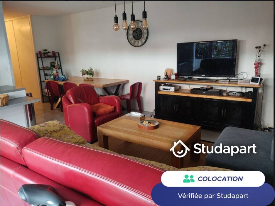 Private room for rent for €700 per month in Hendaye, Simone Veil