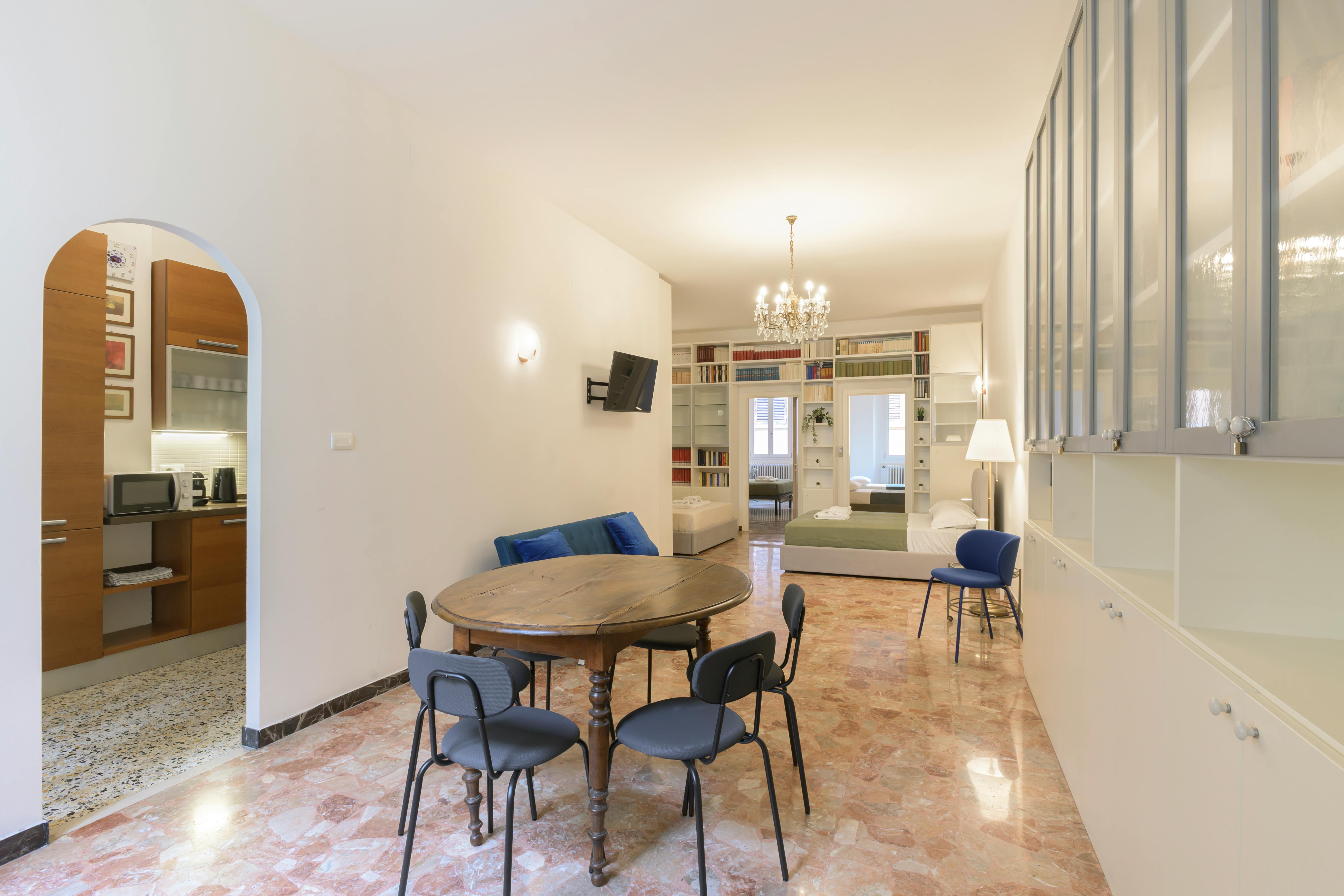 2-Bedroom Apartment in Via Galliera, Bologna (1724440) ROOM