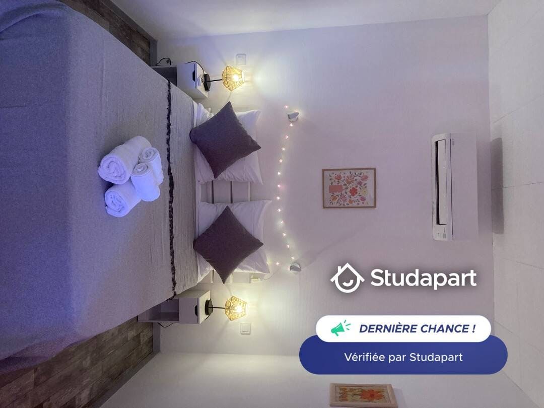 Haus zu mieten für 480 € pro Monat in Bages, Rue Châteaubriand