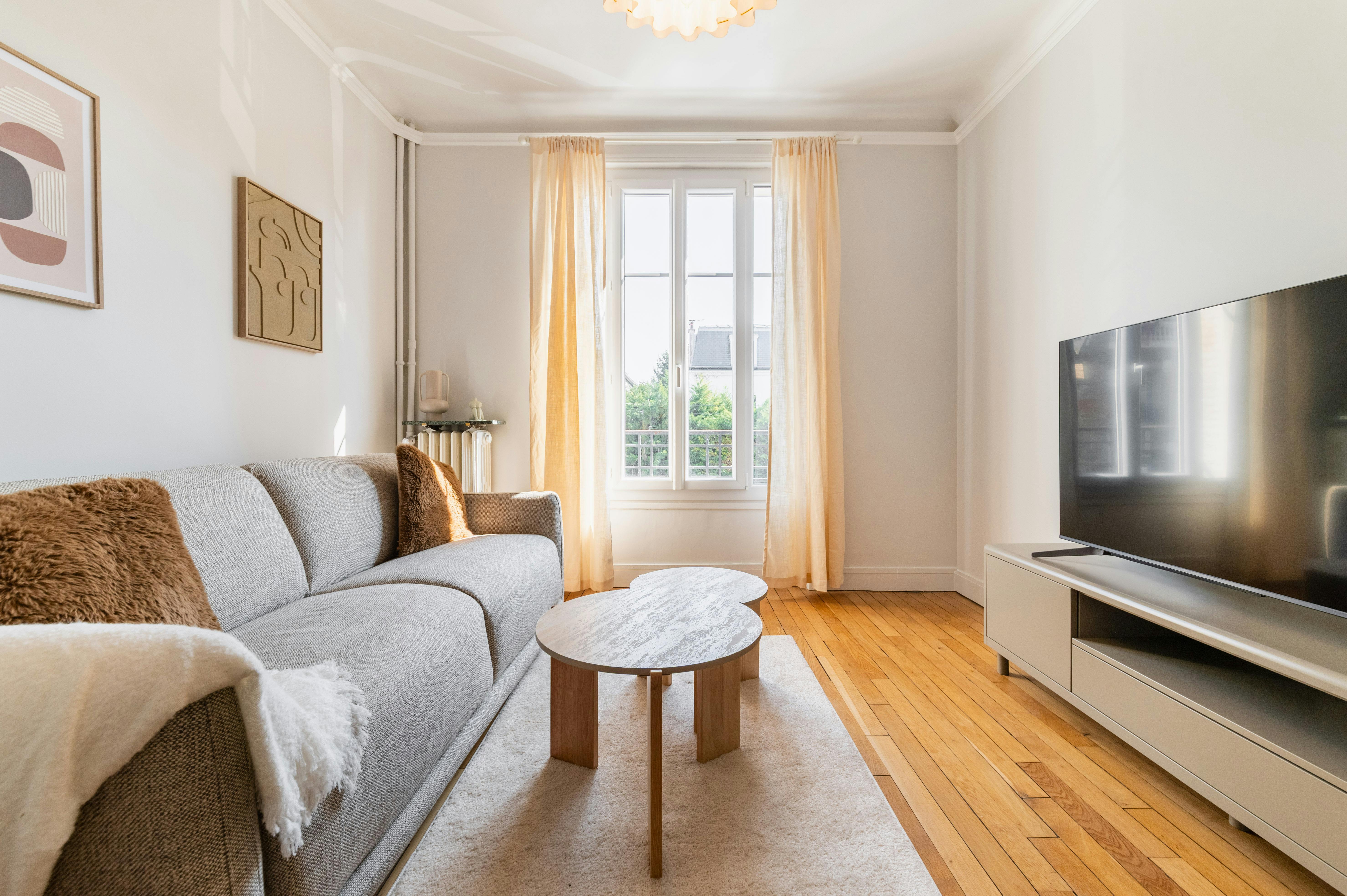 Apartament de închiriat pentru 1.550 EUR pe lună în Colombes, Rue Labouret