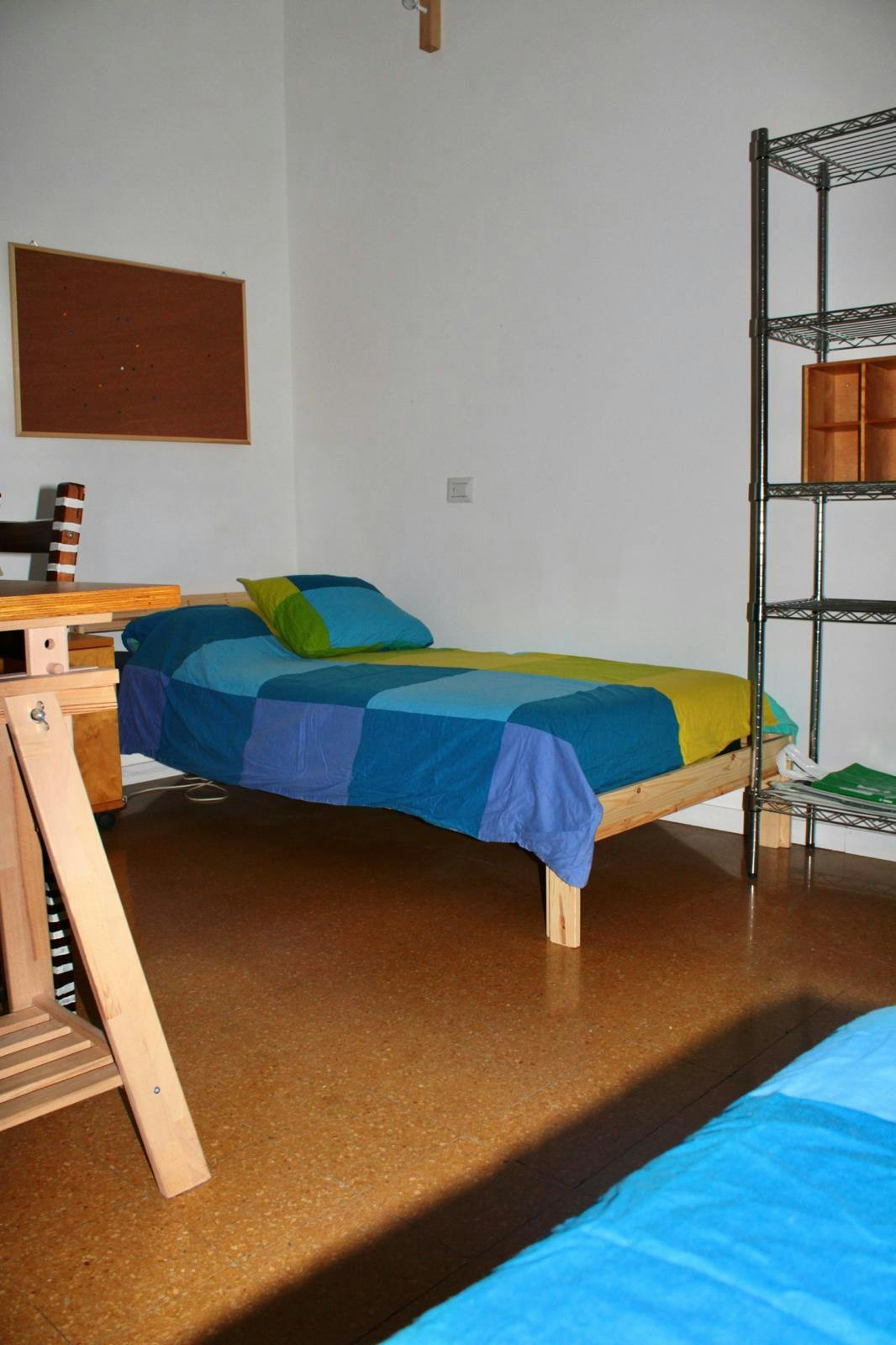 Shared room in Via Alessandro Tiarini, Bologna (1724588) room image 2