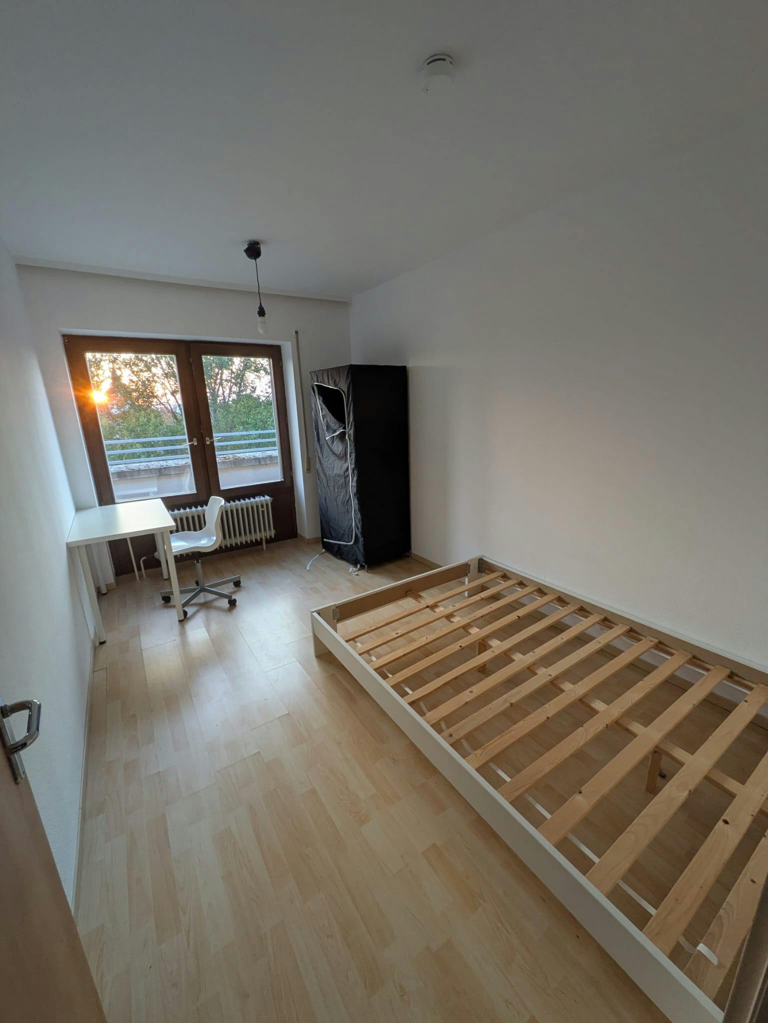 Solitudestraße, Stuttgart preview