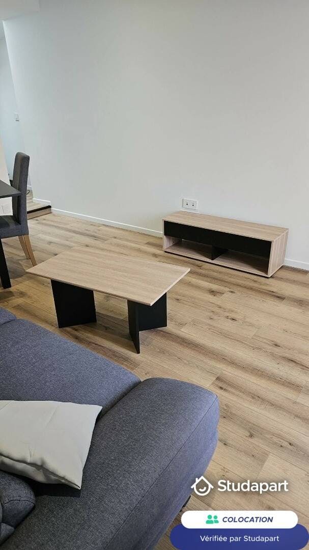 Privé kamer te huur voor € 550 per maand in La Roche-sur-Yon, Rue Voltaire