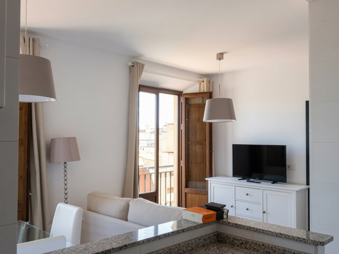 Apartamento en alquiler por 950 € al mes en Granada, Calle Duquesa