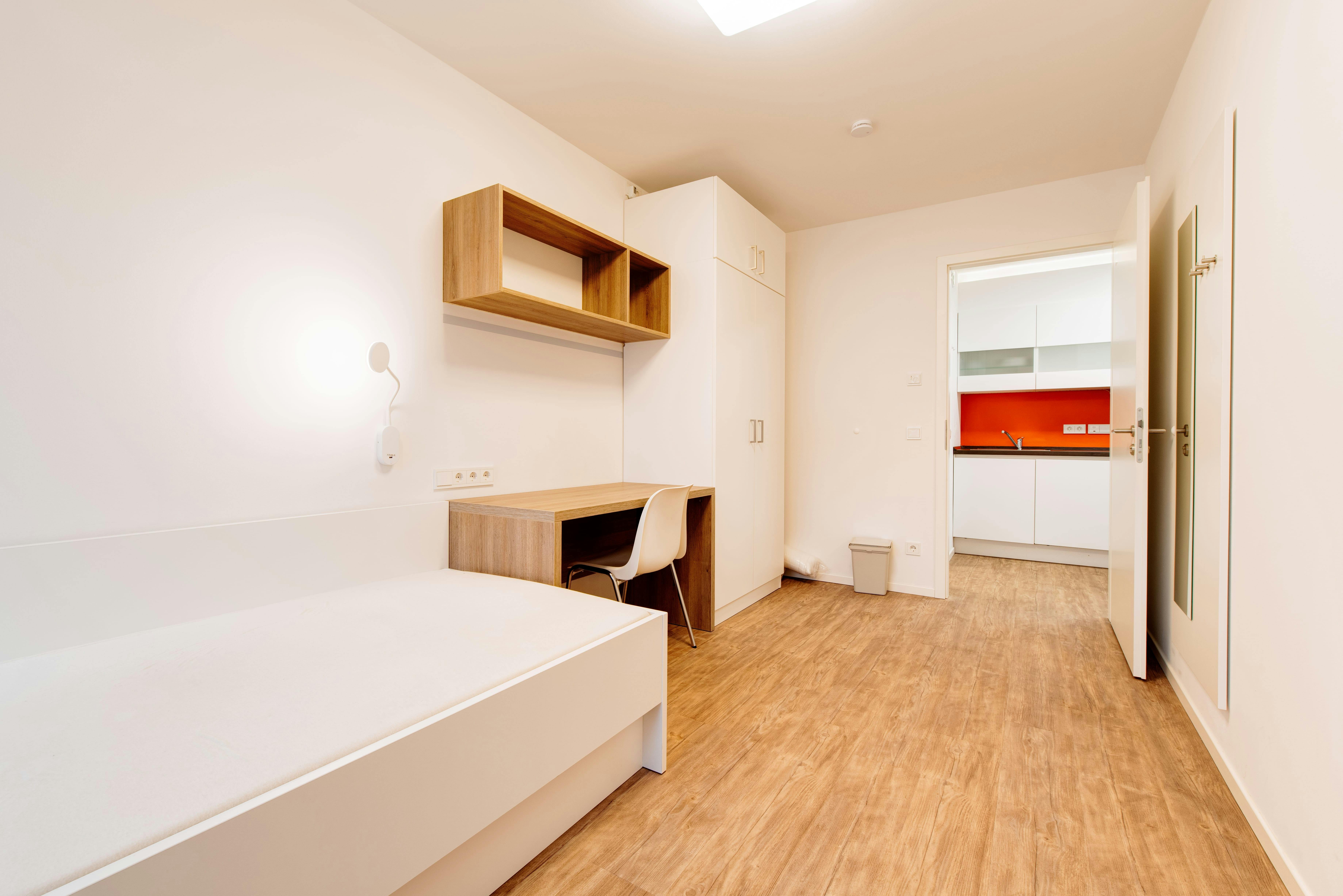 Private room in Ostendstraße, Berlin (1724739) room image 2