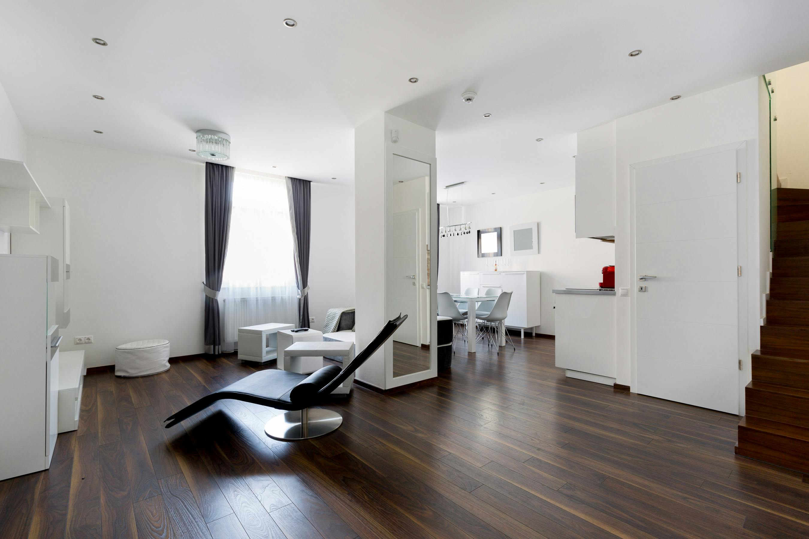 Harmincad utca, Budapest preview