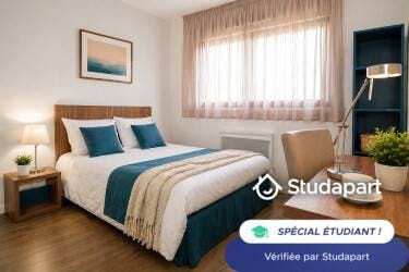 Chambre privée à louer pour 560 €/mois à Tours, Boulevard Preuilly