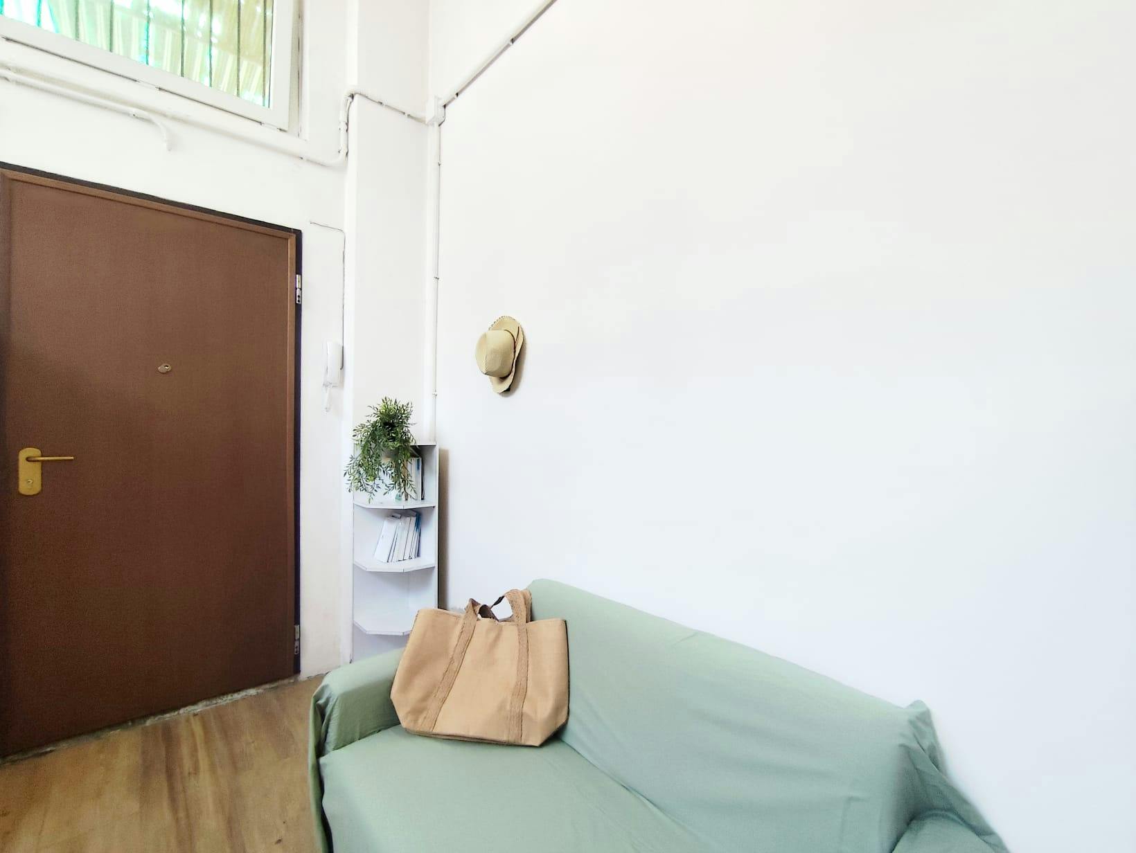 1-Bedroom Apartment in Via Santa Maria Rossa, Milan (1724858) ROOM 2