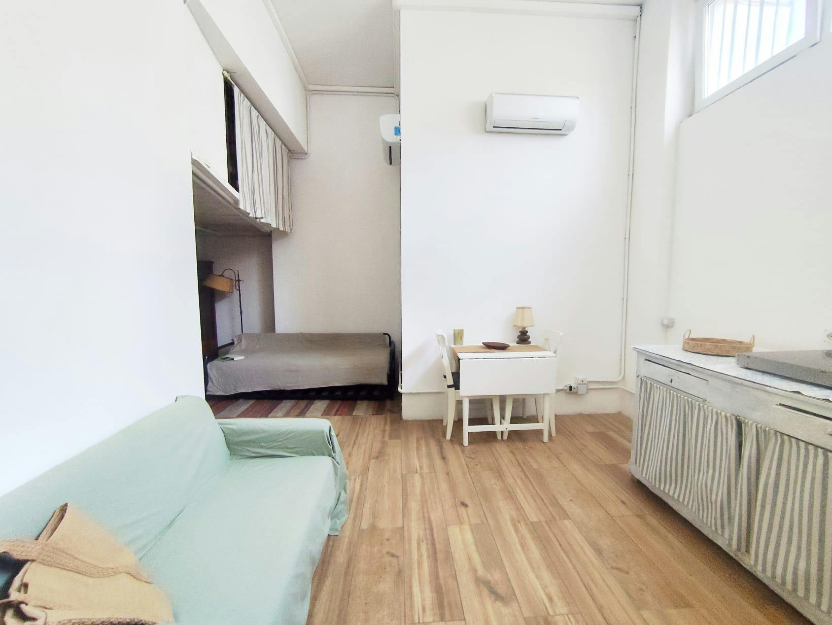 1-Bedroom Apartment in Via Santa Maria Rossa, Milan (1724858) ROOM 4