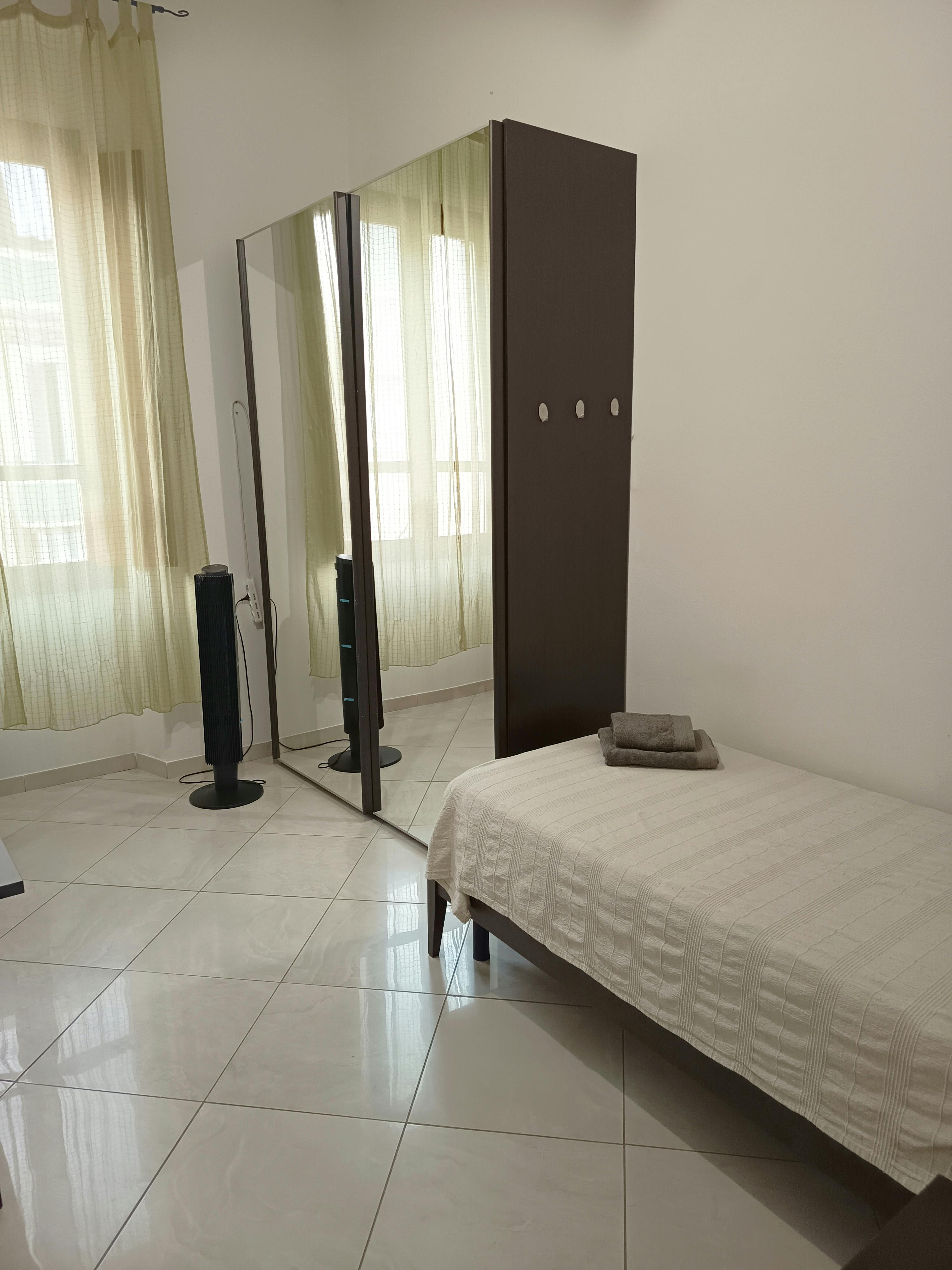 Отдельная комната сдается в аренду за 500 € в месяц в Cagliari, Via Domenico Cimarosa