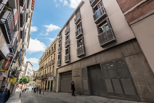 1-Bedroom Apartment in Calle del Sombrerete, Madrid (1725020) room image 6